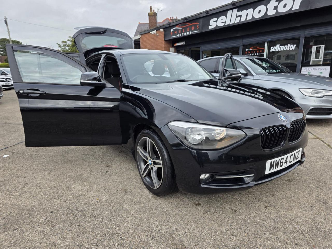 BMW 1 Series 1.6 116i Sport Euro 6 (s/s) 5dr - Picture 1 of 16