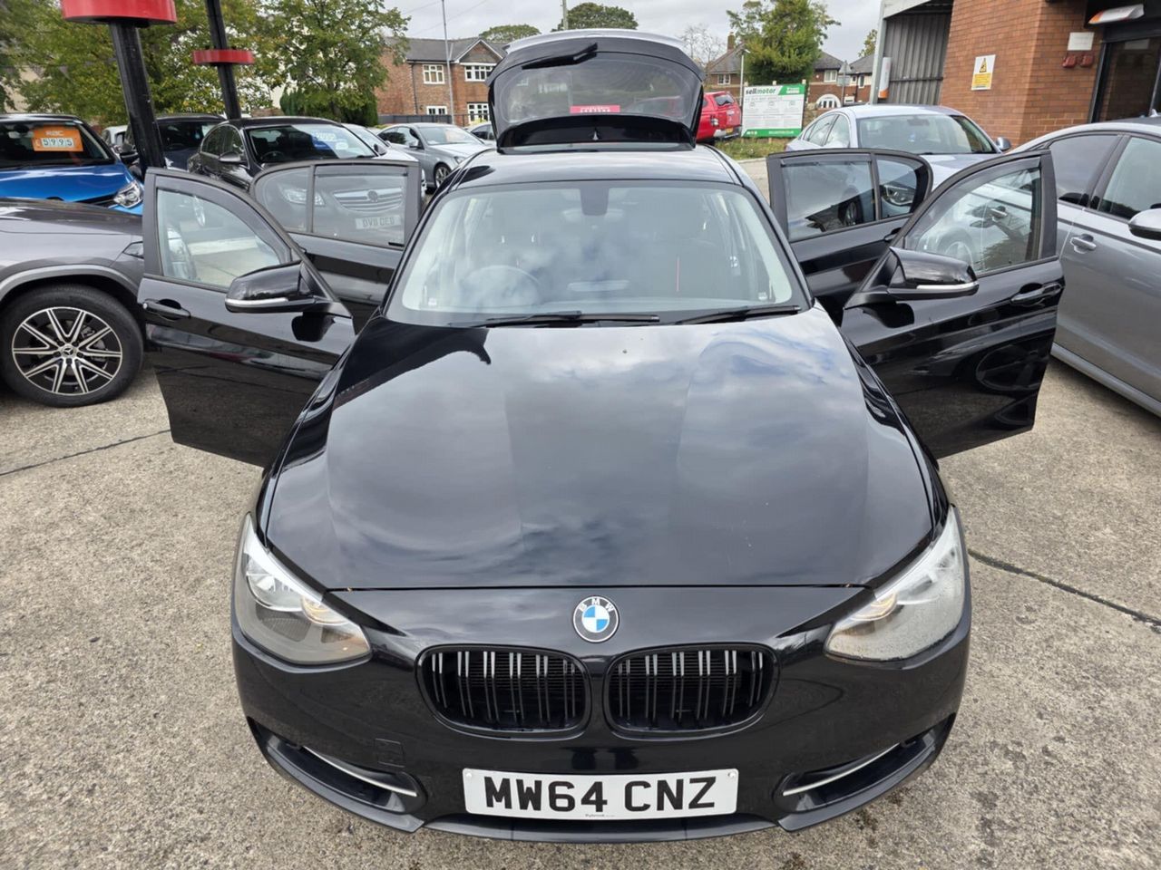 BMW 1 Series 1.6 116i Sport Euro 6 (s/s) 5dr - Picture 2 of 16