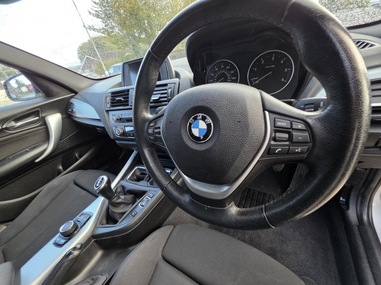 BMW 1 Series 2.0 120d Sport Euro 5 (s/s) 5dr - Picture 20 of 20