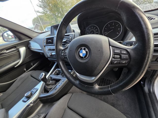 BMW 1 Series 2.0 120d Sport Euro 5 (s/s) 5dr (2013) - Picture 20