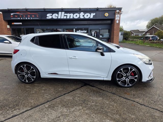 Renault Clio 1.6 TCe Renaultsport Nav Trophy Auto Euro 6 (s/s) 5dr (2016) - Picture 12