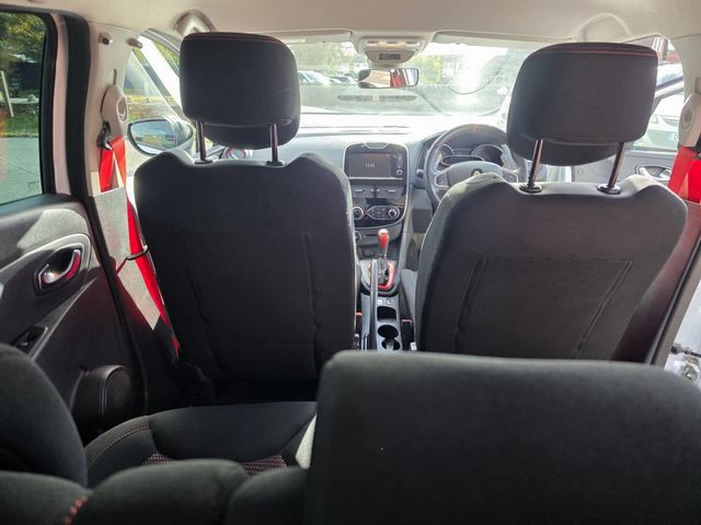 Renault Clio 1.6 TCe Renaultsport Nav Trophy Auto Euro 6 (s/s) 5dr (2016) - Picture 18