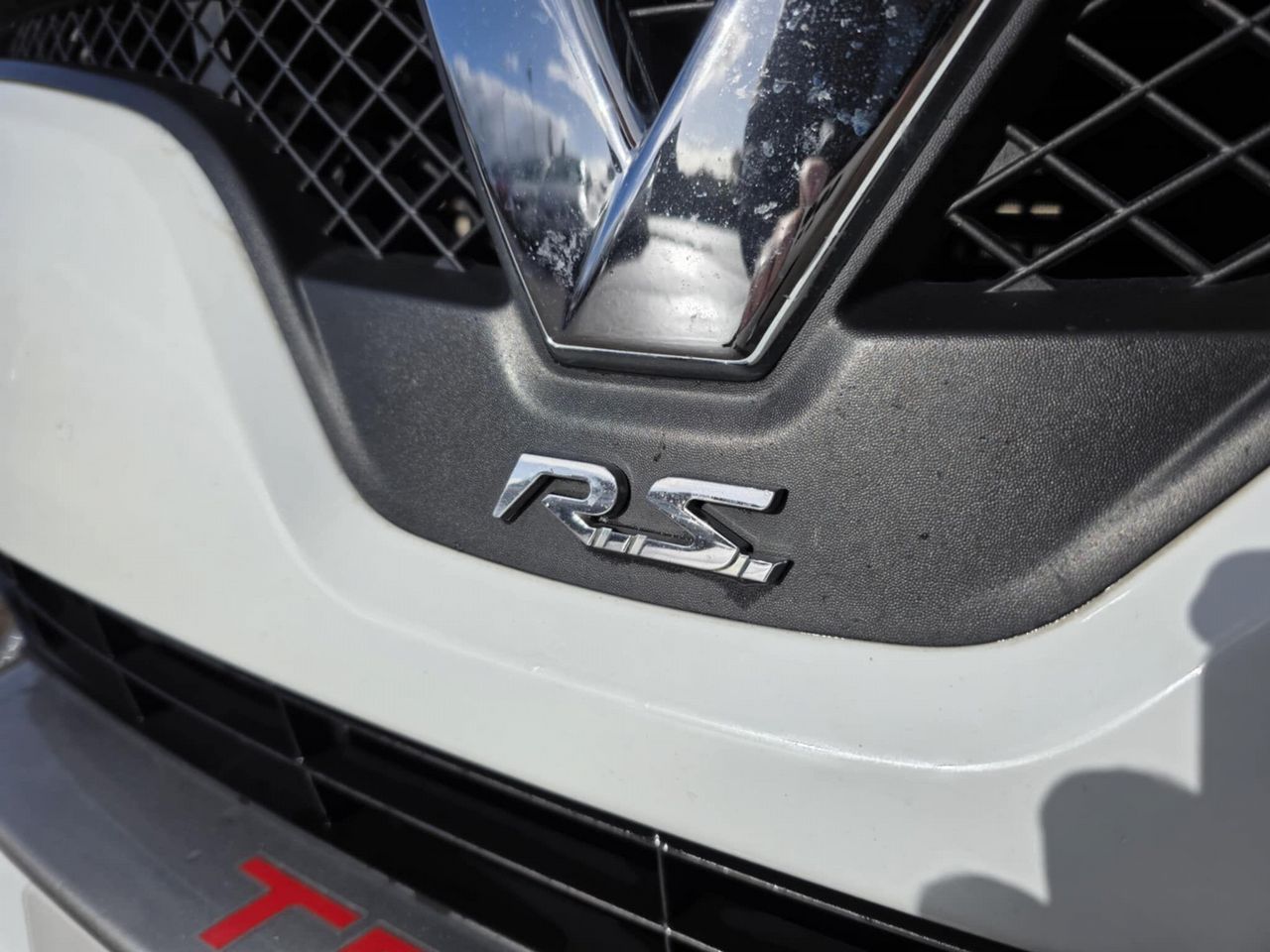 Renault Clio 1.6 TCe Renaultsport Nav Trophy Auto Euro 6 (s/s) 5dr - Picture 22 of 23