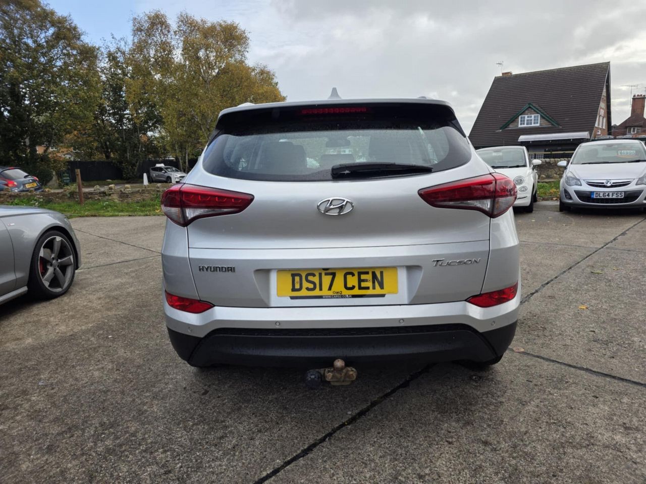 Hyundai TUCSON 1.7 CRDi Blue Drive SE Nav Euro 6 (s/s) 5dr - Picture 10 of 18