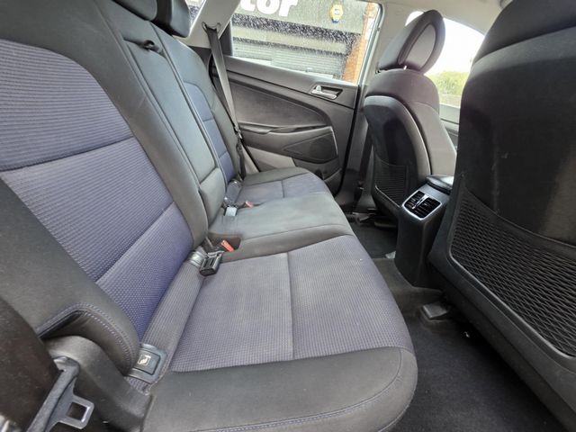 Hyundai TUCSON 1.7 CRDi Blue Drive SE Nav Euro 6 (s/s) 5dr (2017) - Picture 15