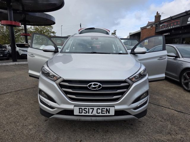 Hyundai TUCSON 1.7 CRDi Blue Drive SE Nav Euro 6 (s/s) 5dr (2017) - Picture 8