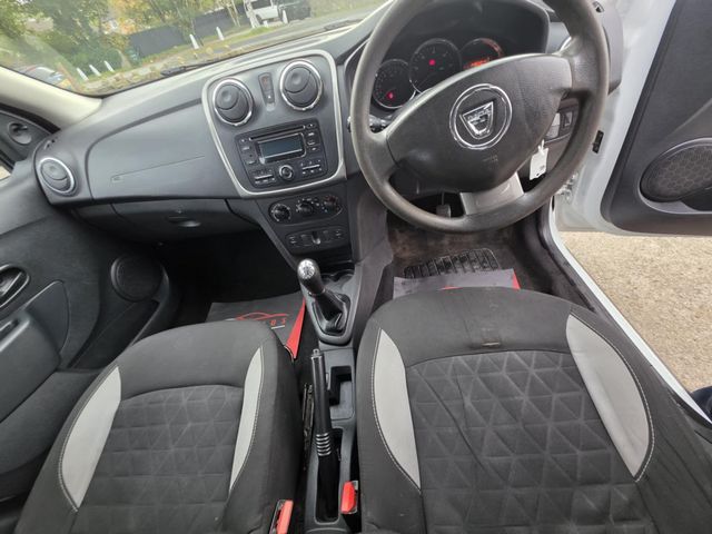 Dacia Sandero Stepway 1.5 dCi Ambiance Euro 6 (s/s) 5dr (2016) - Picture 14