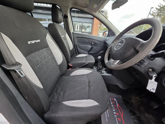 Dacia Sandero Stepway 1.5 dCi Ambiance Euro 6 (s/s) 5dr (2016) - Picture 15