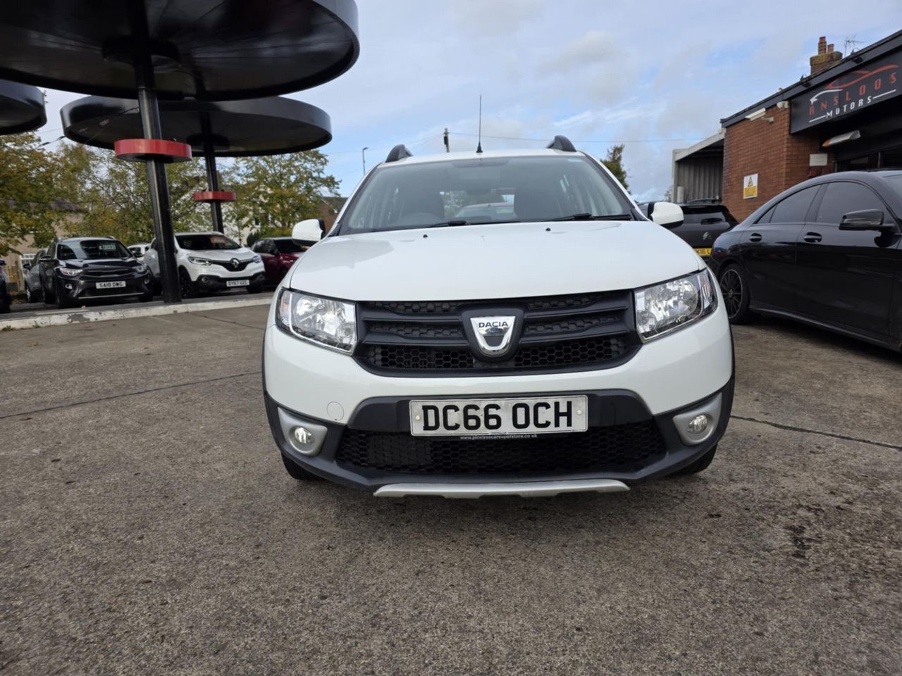 Dacia Sandero Stepway 1.5 dCi Ambiance Euro 6 (s/s) 5dr - Picture 6 of 20