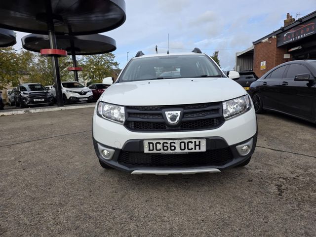 Dacia Sandero Stepway 1.5 dCi Ambiance Euro 6 (s/s) 5dr (2016) - Picture 6