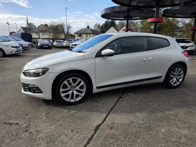 Volkswagen Scirocco 1.4 TSI DSG Euro 5 3dr (2009) - Picture 10