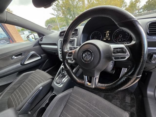 Volkswagen Scirocco 1.4 TSI DSG Euro 5 3dr (2009) - Picture 17