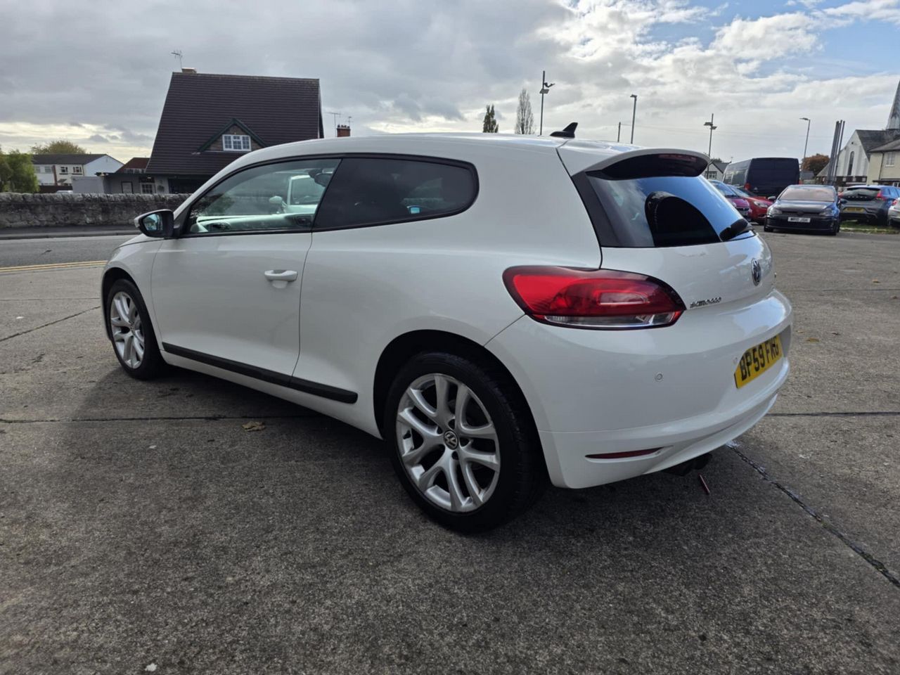 Volkswagen Scirocco 1.4 TSI DSG Euro 5 3dr - Picture 4 of 18