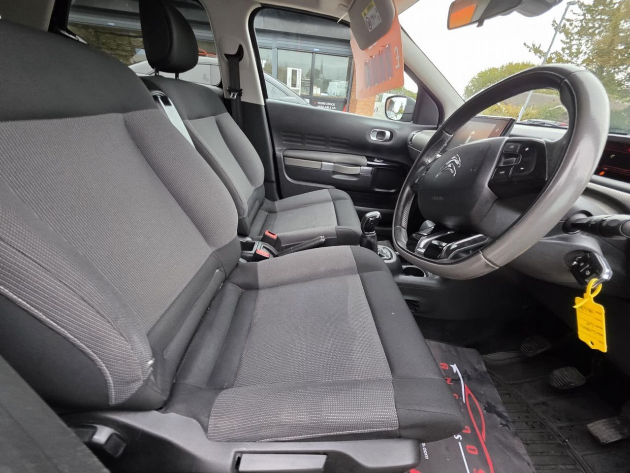 Citroen C4 Cactus 1.6 BlueHDi Flair Euro 6 5dr - Picture 16 of 19