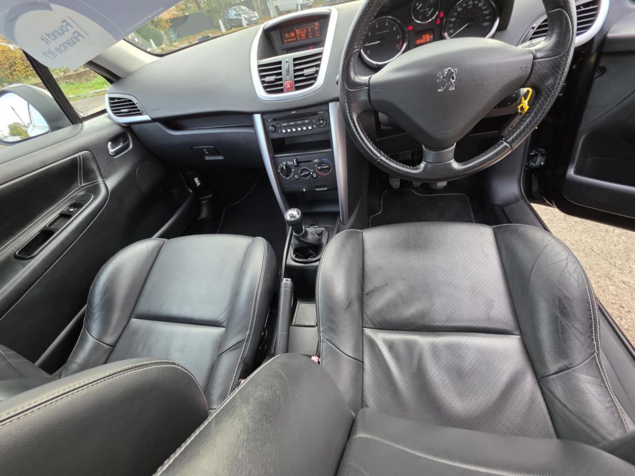 Peugeot 207 CC 1.6 16v Sport 2dr - Picture 15 of 16
