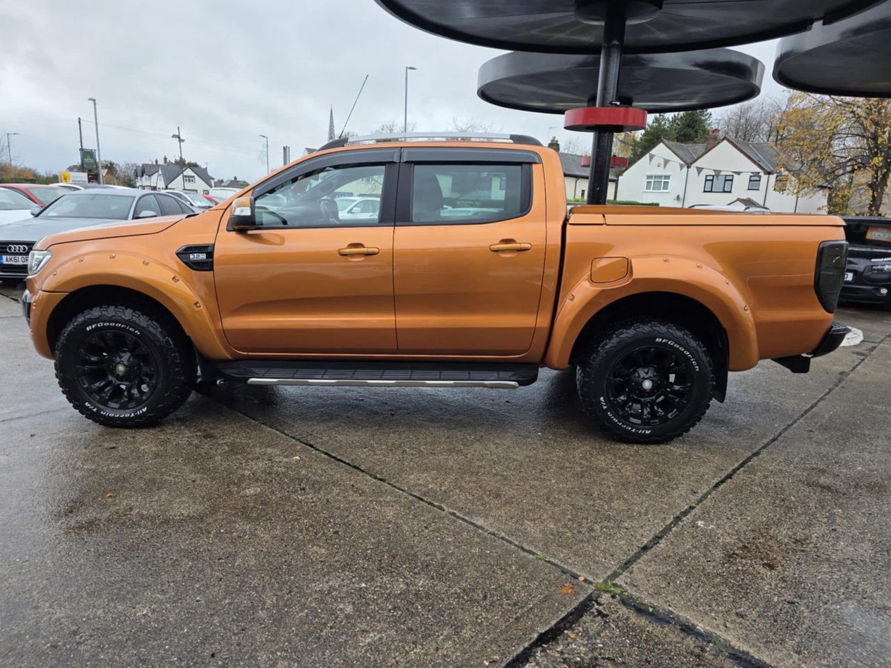 Ford Ranger 3.2 TDCi Wildtrak Auto 4WD Euro 5 4dr - Picture 4 of 19