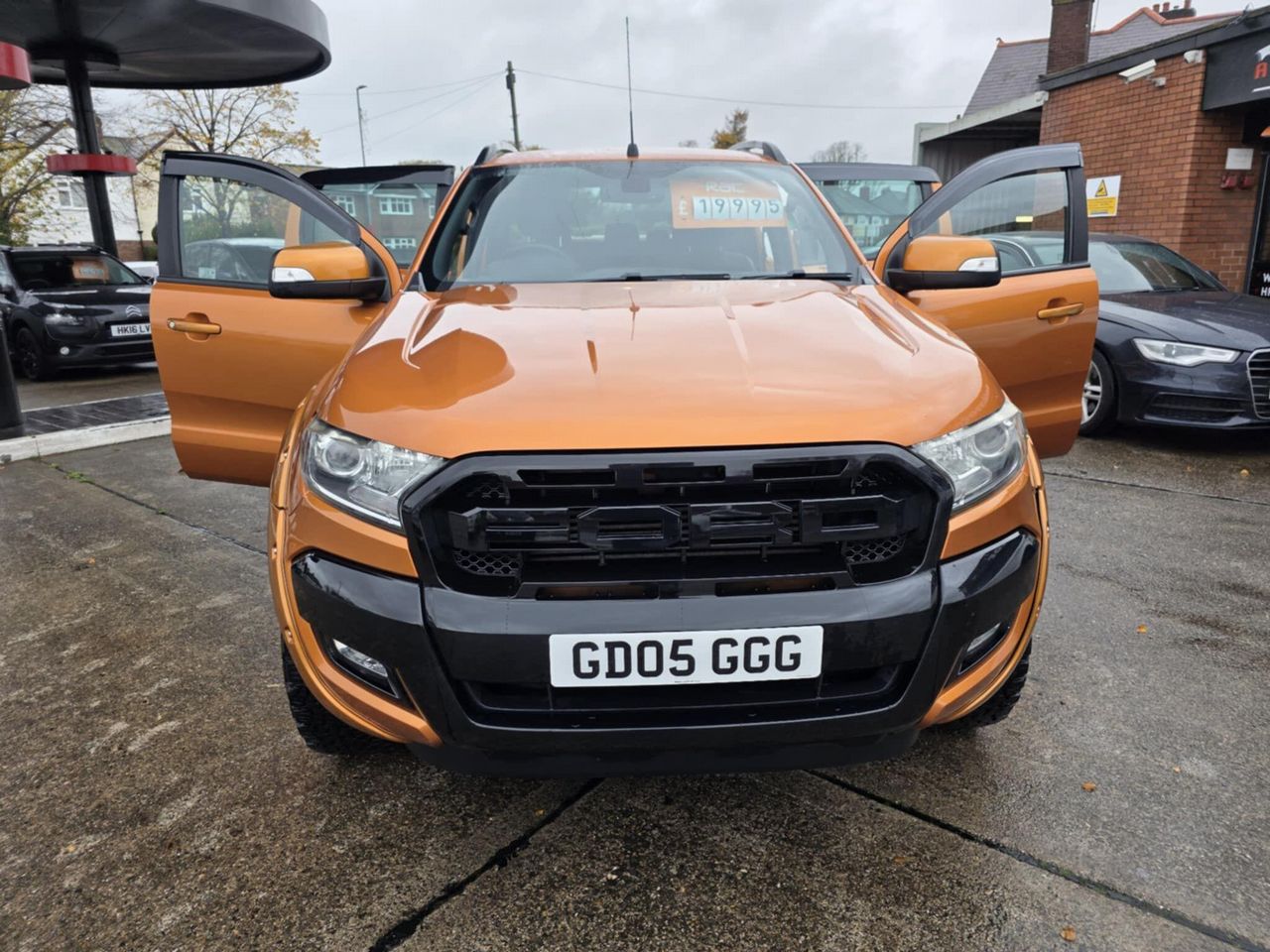 Ford Ranger 3.2 TDCi Wildtrak Auto 4WD Euro 5 4dr - Picture 6 of 19