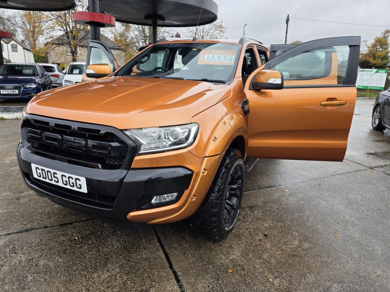 Ford Ranger 3.2 TDCi Wildtrak Auto 4WD Euro 5 4dr - Picture 8 of 19