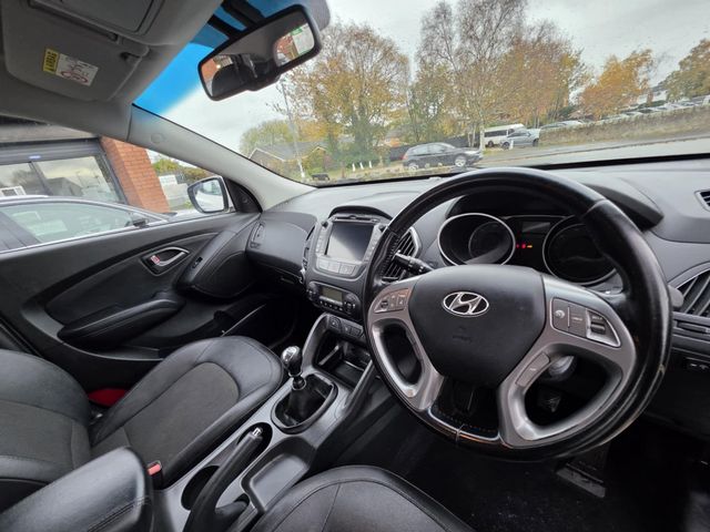 Hyundai ix35 2.0 CRDi SE 4WD Euro 5 5dr (Nav) (2013) - Picture 14
