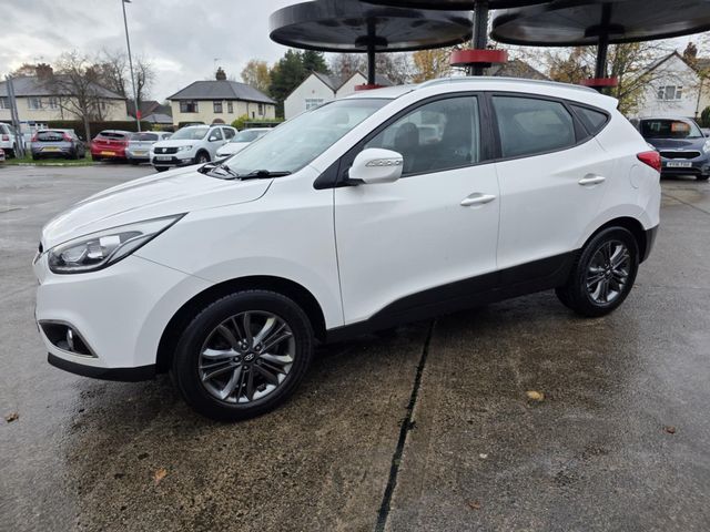 Hyundai ix35 2.0 CRDi SE 4WD Euro 5 5dr (Nav) (2013) - Picture 3