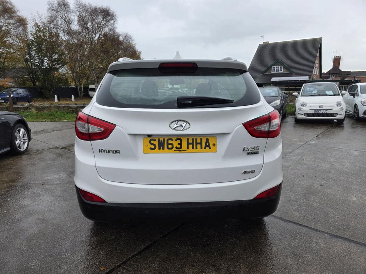 Hyundai ix35 2.0 CRDi SE 4WD Euro 5 5dr (Nav) - Picture 9 of 18