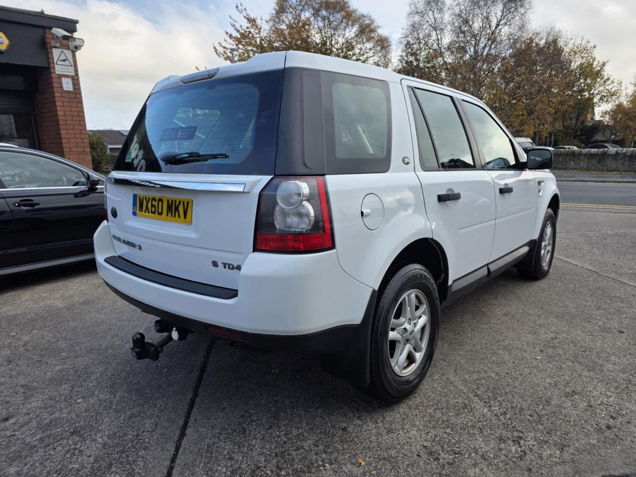 Land Rover Freelander 2 2.2 TD4 S 4WD Euro 5 (s/s) 5dr - Picture 12 of 18
