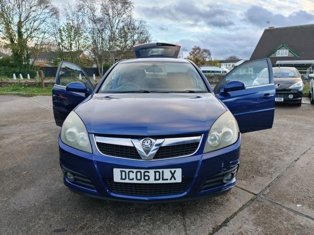 Vauxhall Vectra 1.9 CDTi 16v SRi 5dr (2006) - Picture 2