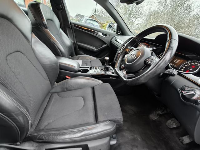 Audi A4 2.0 TDI Black Edition Euro 5 (s/s) 4dr (2012) - Picture 16