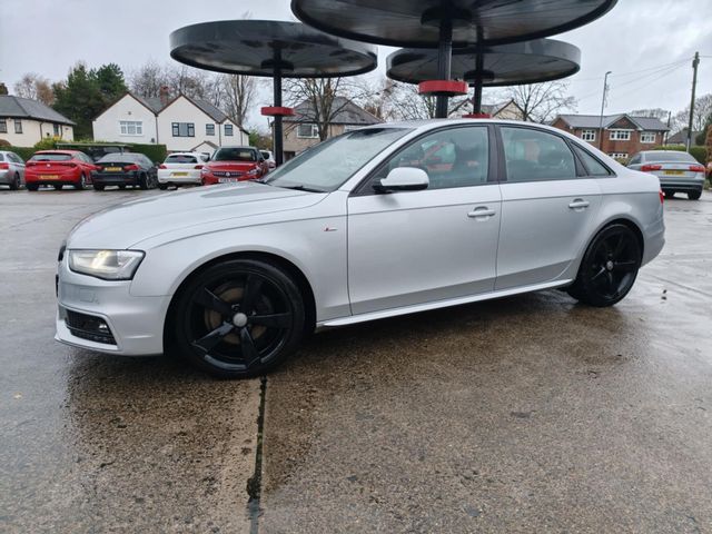 Audi A4 2.0 TDI Black Edition Euro 5 (s/s) 4dr (2012) - Picture 9