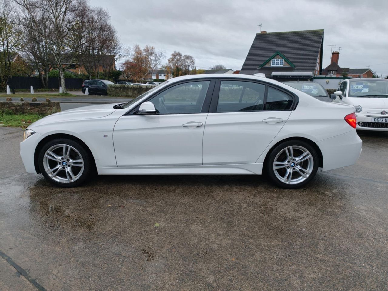 BMW 3 Series 2.0 320i M Sport Euro 6 (s/s) 4dr - Picture 10 of 19