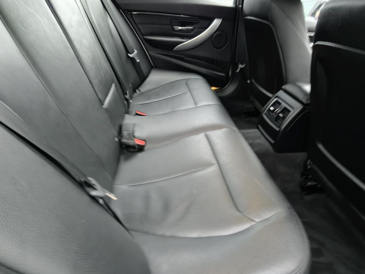 BMW 3 Series 2.0 320i M Sport Euro 6 (s/s) 4dr - Picture 17 of 19