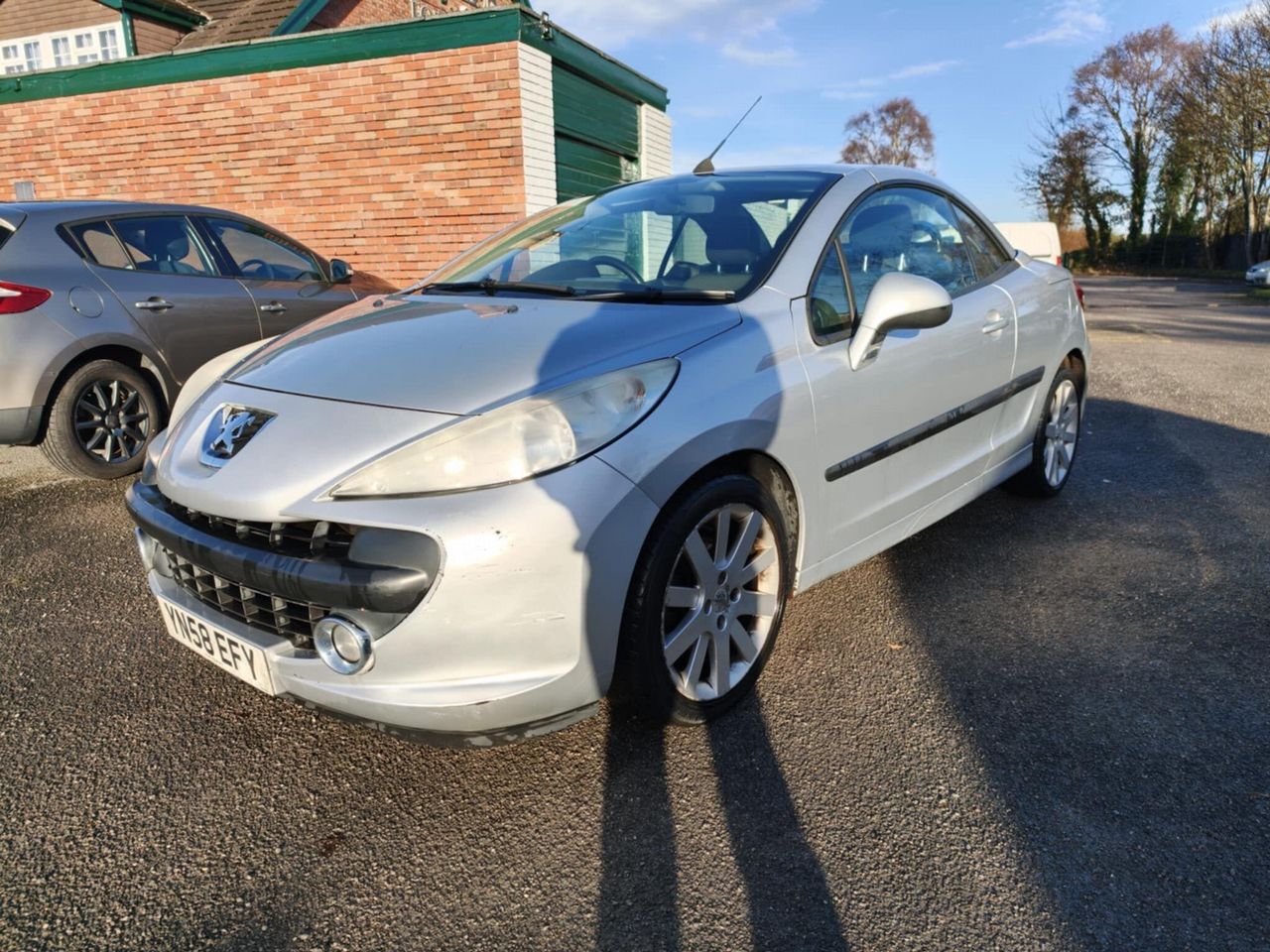 Peugeot 207 CC 1.6 16v Sport 2dr - Picture 5 of 11