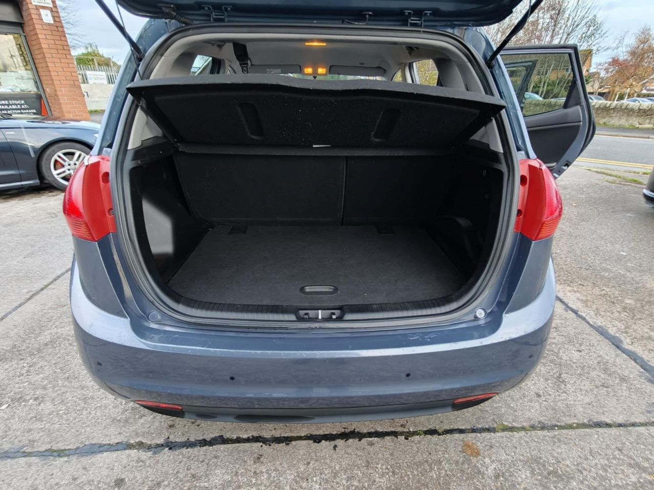 Kia Venga 1.6 CRDi 3 Euro 6 (s/s) 5dr - Picture 20 of 21