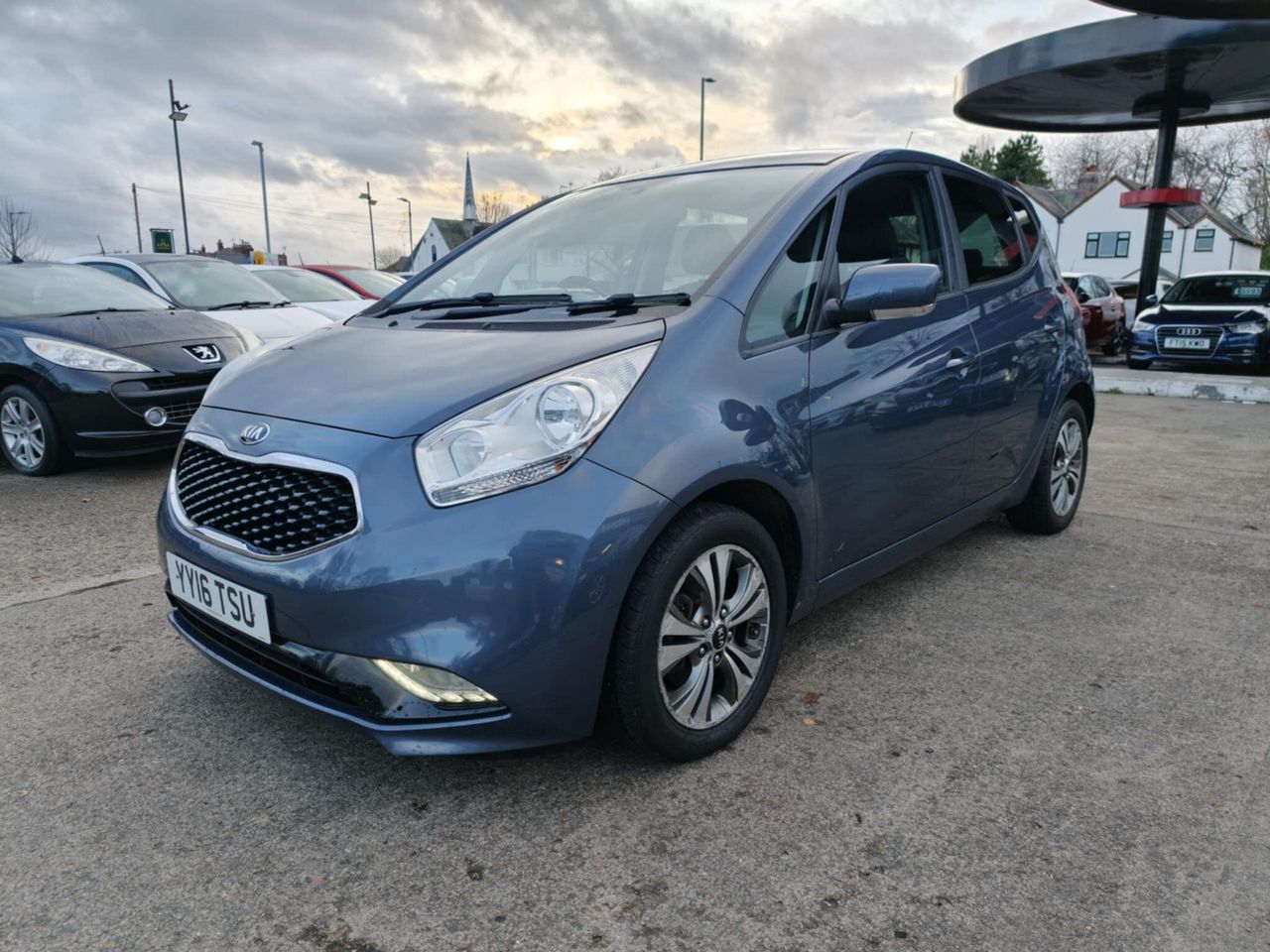 Kia Venga 1.6 CRDi 3 Euro 6 (s/s) 5dr - Picture 3 of 21