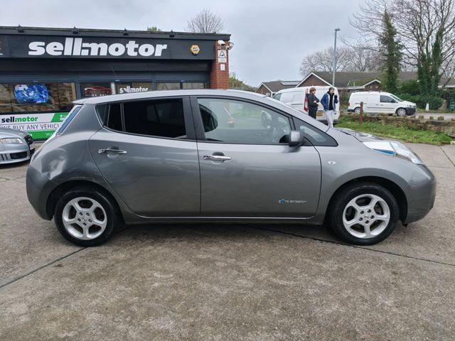 Nissan Leaf 30kWh Acenta Auto 5dr (2017) - Picture 12