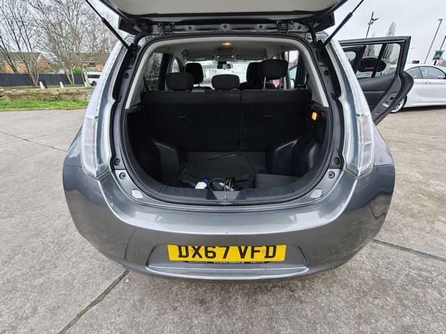 Nissan Leaf 30kWh Acenta Auto 5dr (2017) - Picture 18