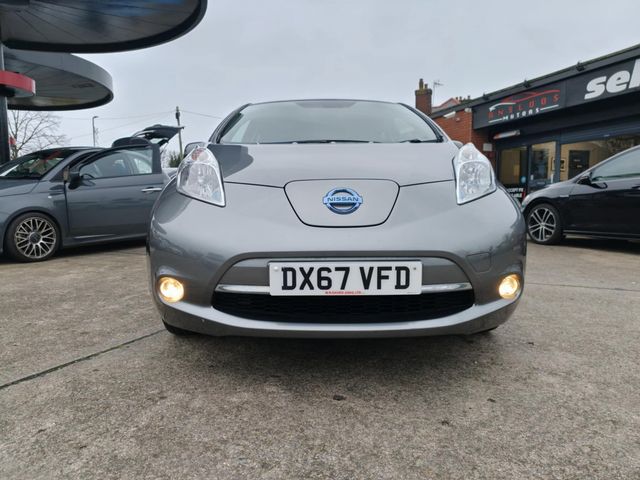 Nissan Leaf 30kWh Acenta Auto 5dr (2017) - Picture 7