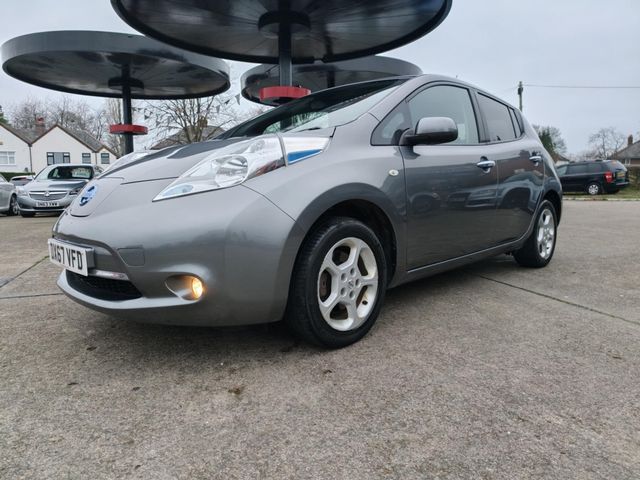 Nissan Leaf 30kWh Acenta Auto 5dr (2017) - Picture 8