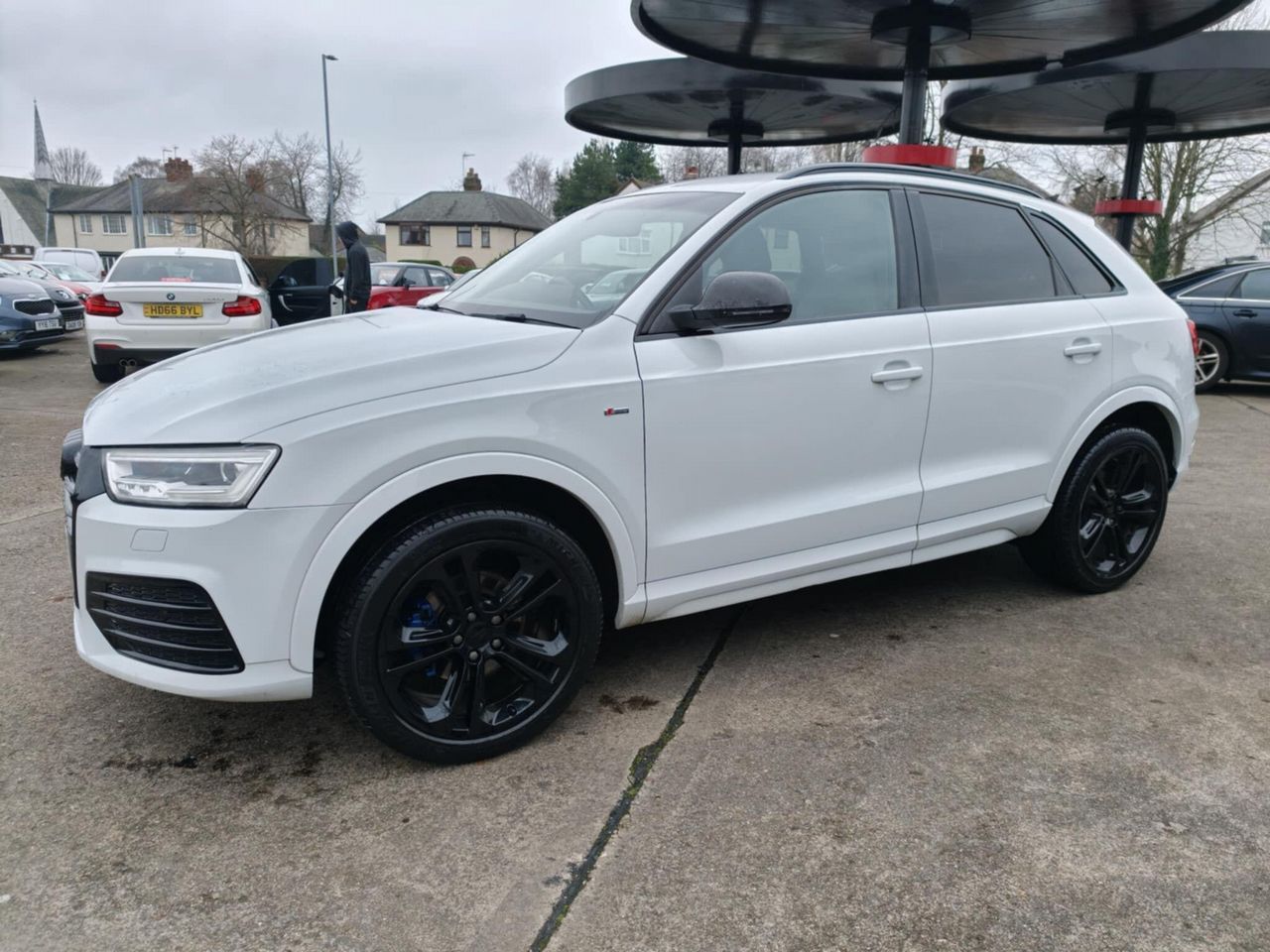 Audi Q3 2.0 TDI S line Plus quattro Euro 6 (s/s) 5dr - Picture 3 of 19