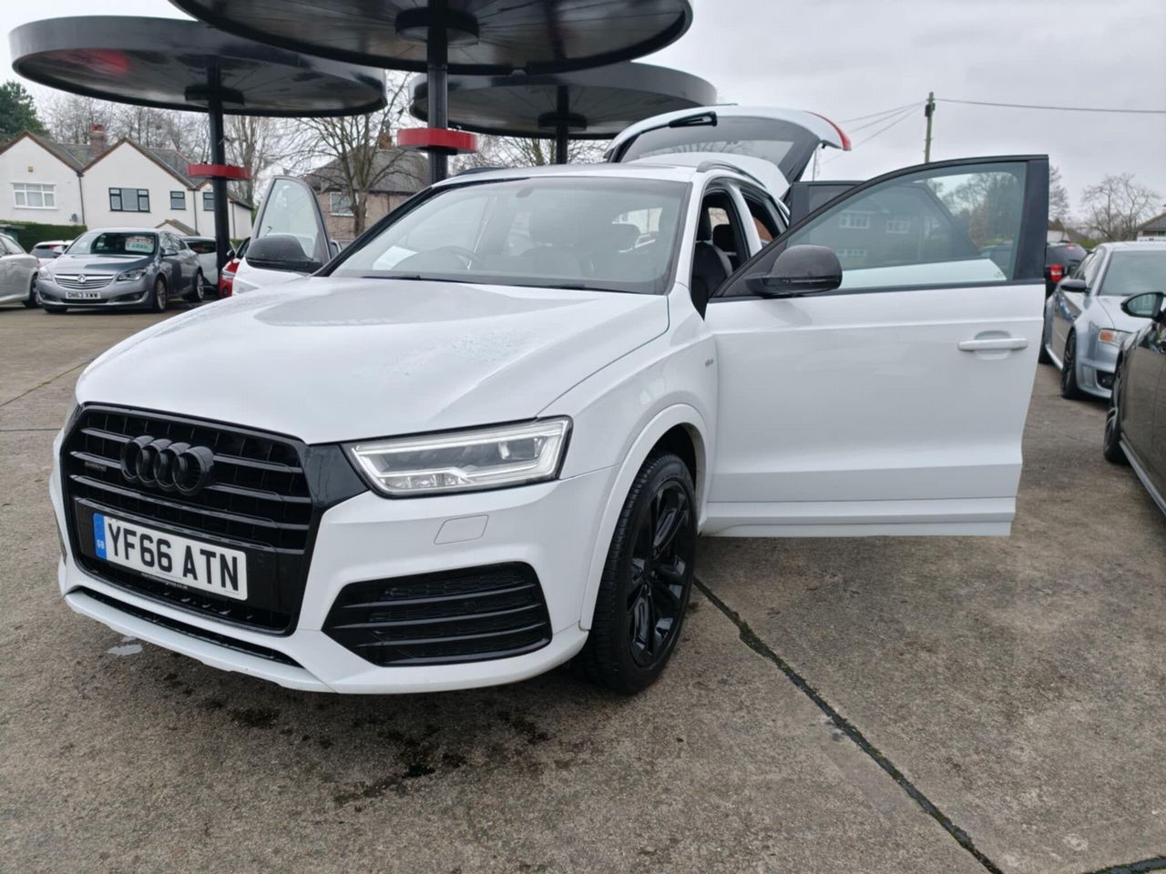 Audi Q3 2.0 TDI S line Plus quattro Euro 6 (s/s) 5dr - Picture 9 of 19
