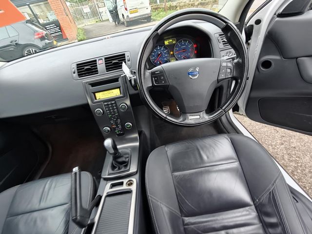 Volvo C30 2.0 R-Design Sports Coupe Euro 5 3dr (2012) - Picture 15