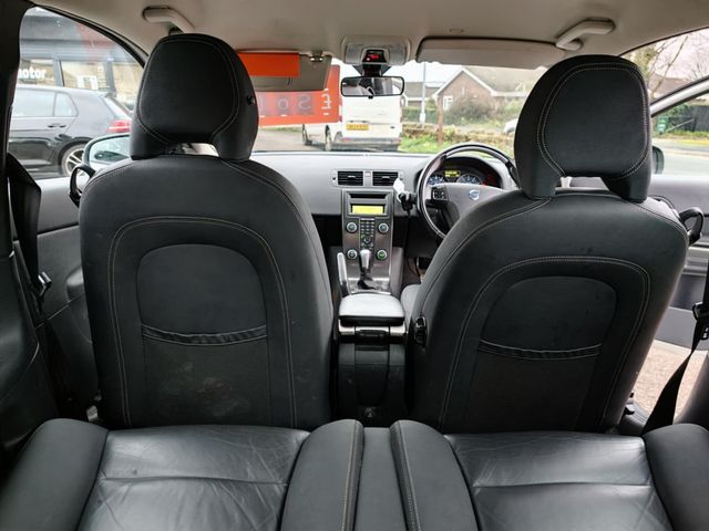 Volvo C30 2.0 R-Design Sports Coupe Euro 5 3dr (2012) - Picture 19