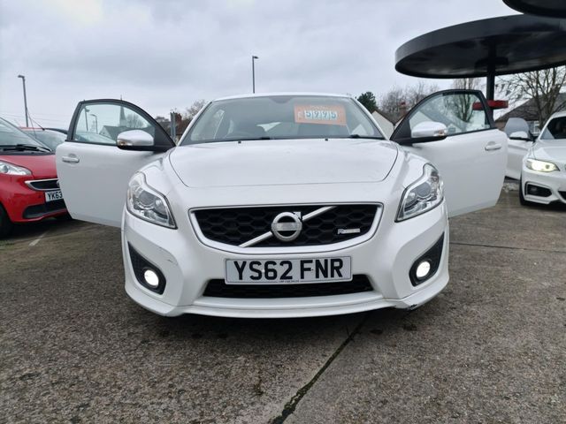 Volvo C30 2.0 R-Design Sports Coupe Euro 5 3dr (2012) - Picture 2