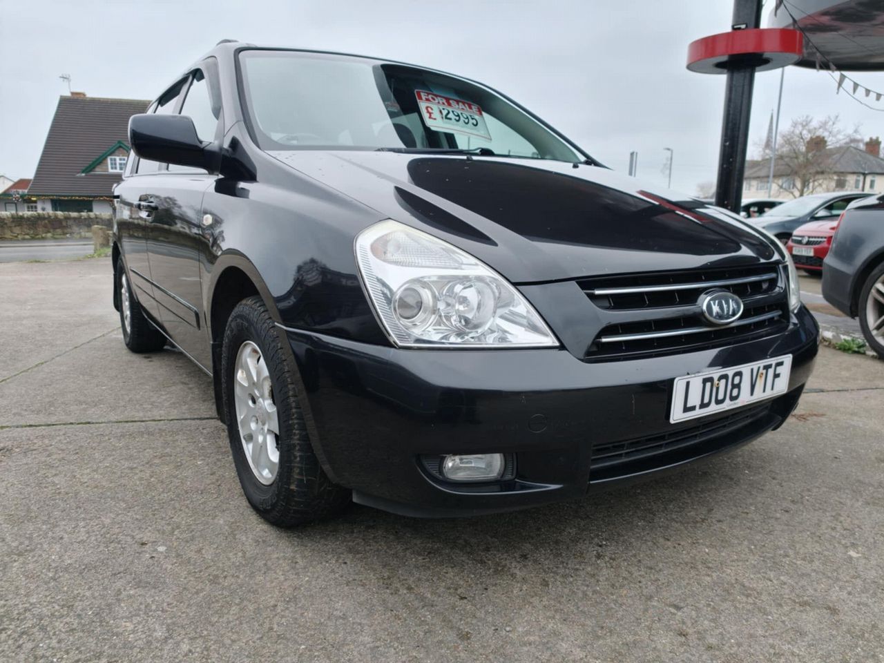 Kia Sedona 2.9 CRDi LS 5dr - Picture 1 of 20