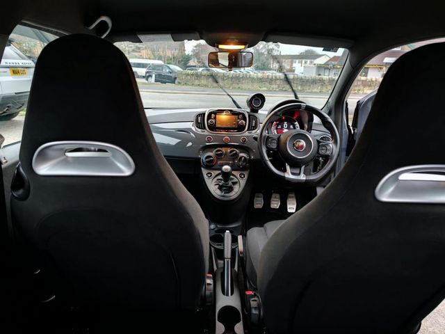 Abarth 595 1.4 T-Jet 70th Euro 6 3dr (2020) - Picture 13