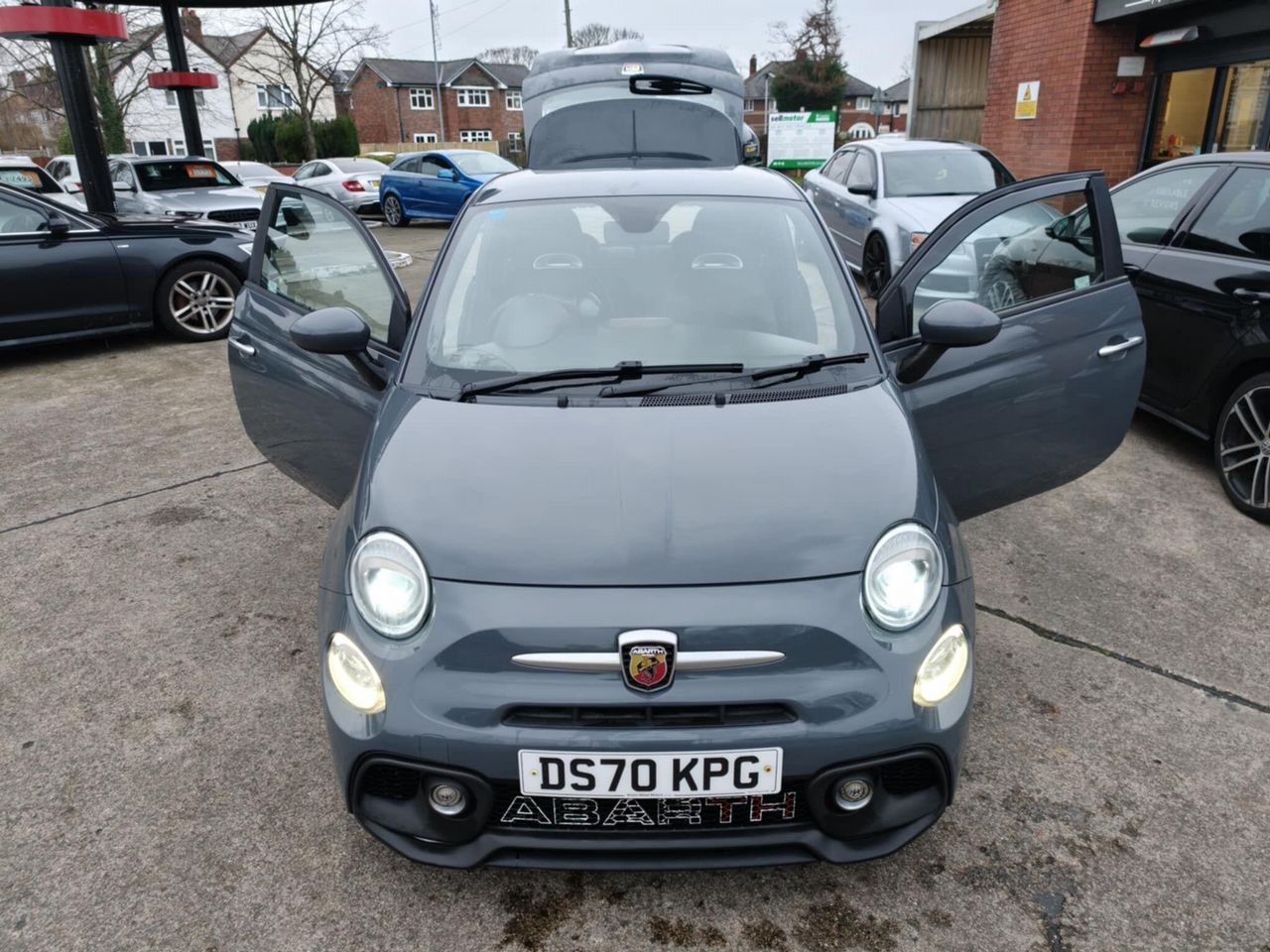 Abarth 595 1.4 T-Jet 70th Euro 6 3dr - Picture 6 of 18
