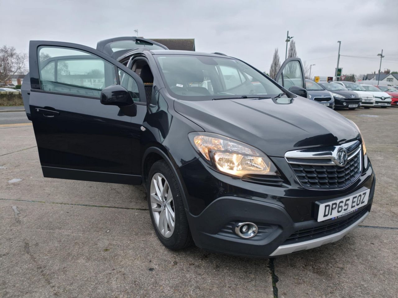 Vauxhall Mokka 1.6i Exclusiv 2WD Euro 6 (s/s) 5dr - Picture 1 of 17