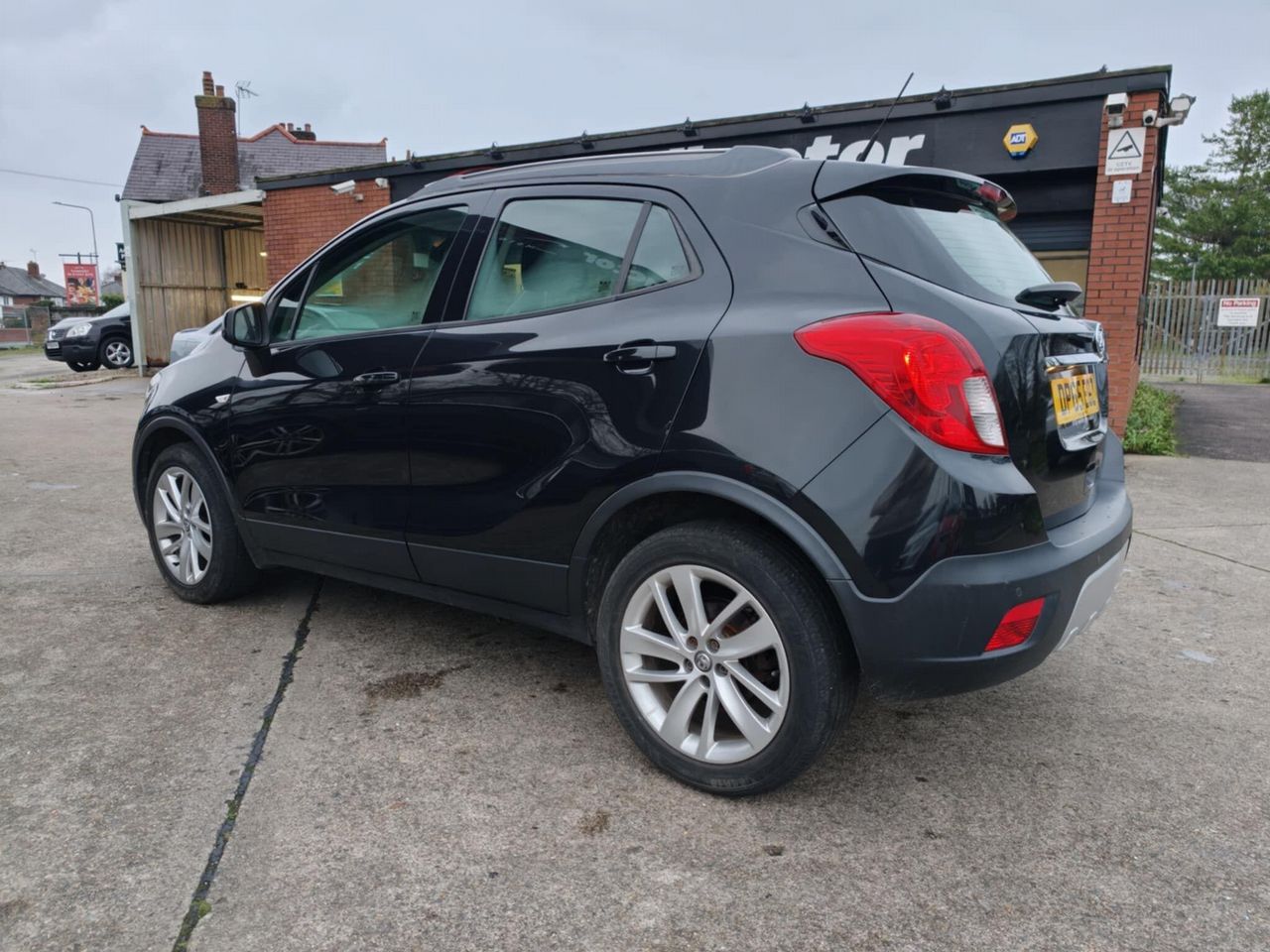 Vauxhall Mokka 1.6i Exclusiv 2WD Euro 6 (s/s) 5dr - Picture 4 of 17