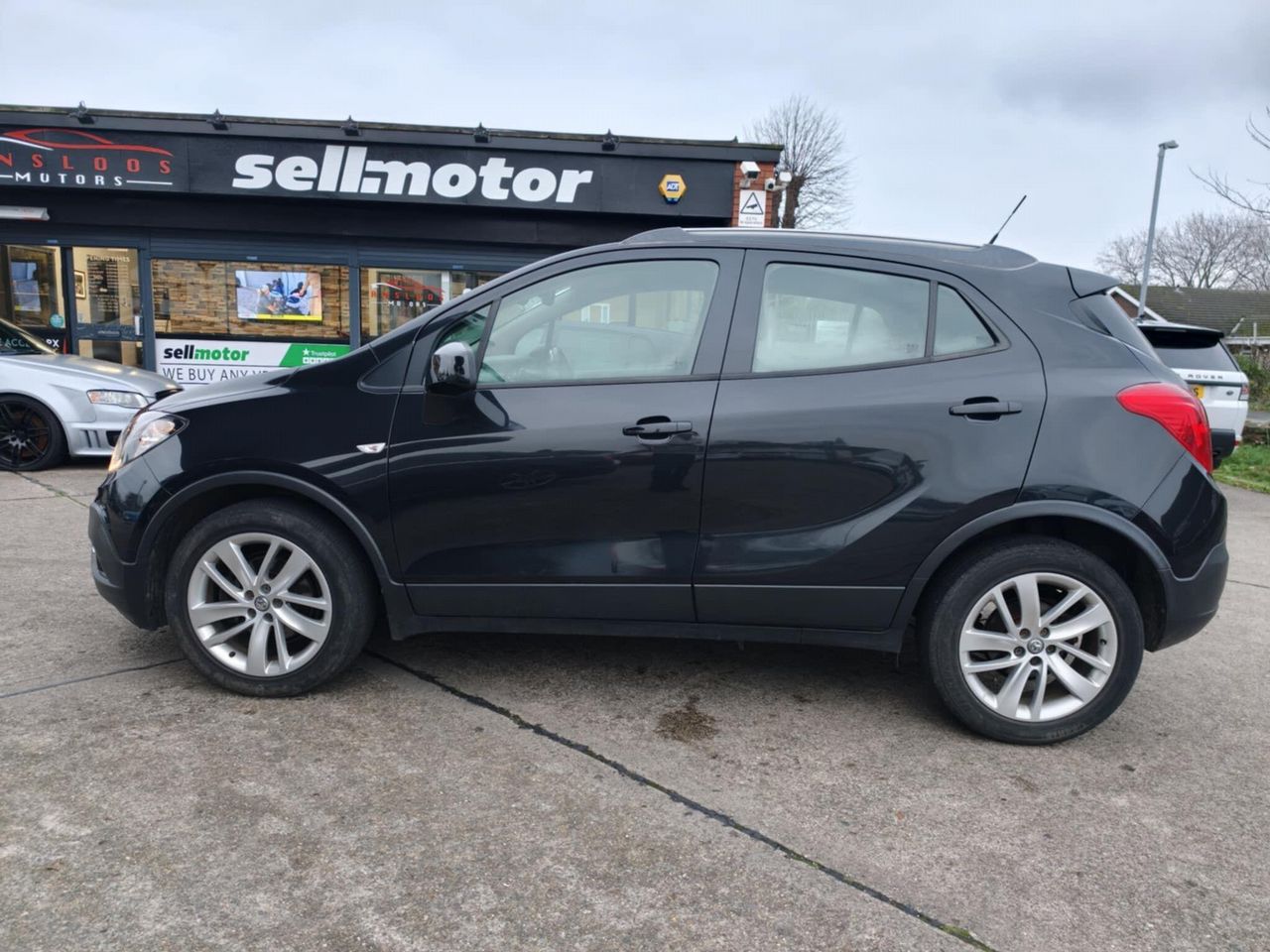 Vauxhall Mokka 1.6i Exclusiv 2WD Euro 6 (s/s) 5dr - Picture 8 of 17
