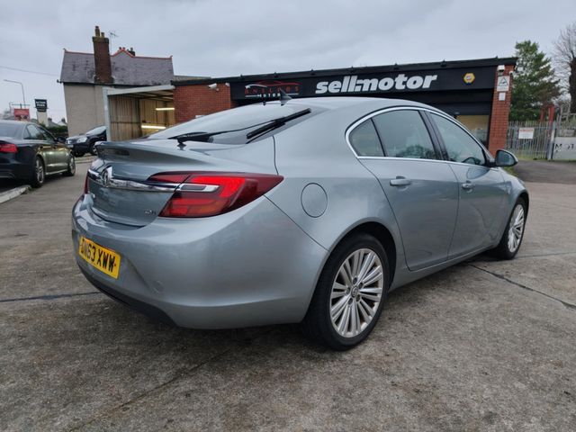 Vauxhall Insignia 2.0 CDTi ecoFLEX Tech Line Euro 5 (s/s) 5dr (2013) - Picture 12